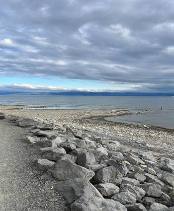 Ein Bild, das Wolke, drau�en, Himmel, Natur enth�lt.

KI-generierte Inhalte k�nnen fehlerhaft sein.